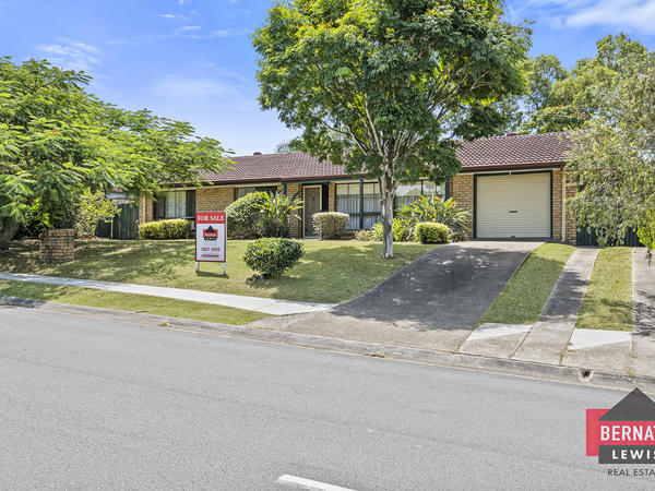 Edens Landing QLD 4207